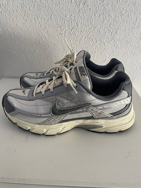 Scarpe da uomo: Nike Initiator  42.5 – Usato da Bern venduto da Spirou21