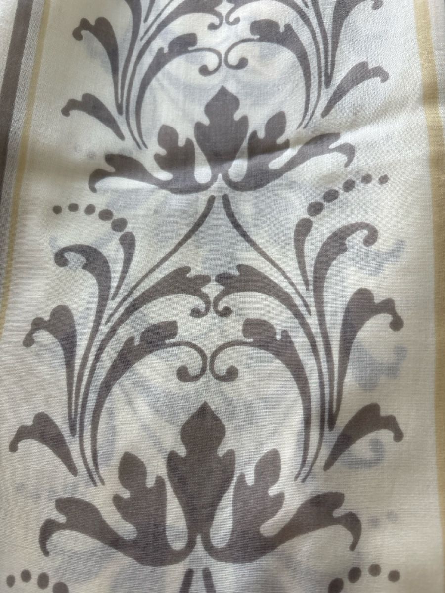 Tutte le decorazioni: Tischdecke Tischtuch mit schönem Barockmuster – Nuovo e nell'imballaggio originale da Bellinzona venduto da LuganoBoutique 5
