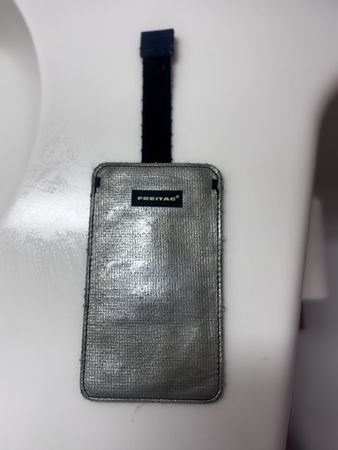 Freitag Tasche für Natel / Grau