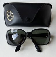Ray-Ban Sonnenbrille RB4068 601 mit Etui - perfekt für den S