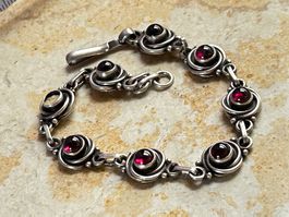 Armband dark red eye ( 20cm lang) defekt