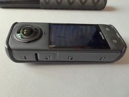 Insta360 X4 8K Caméra 360 + Selfie Stick invisible