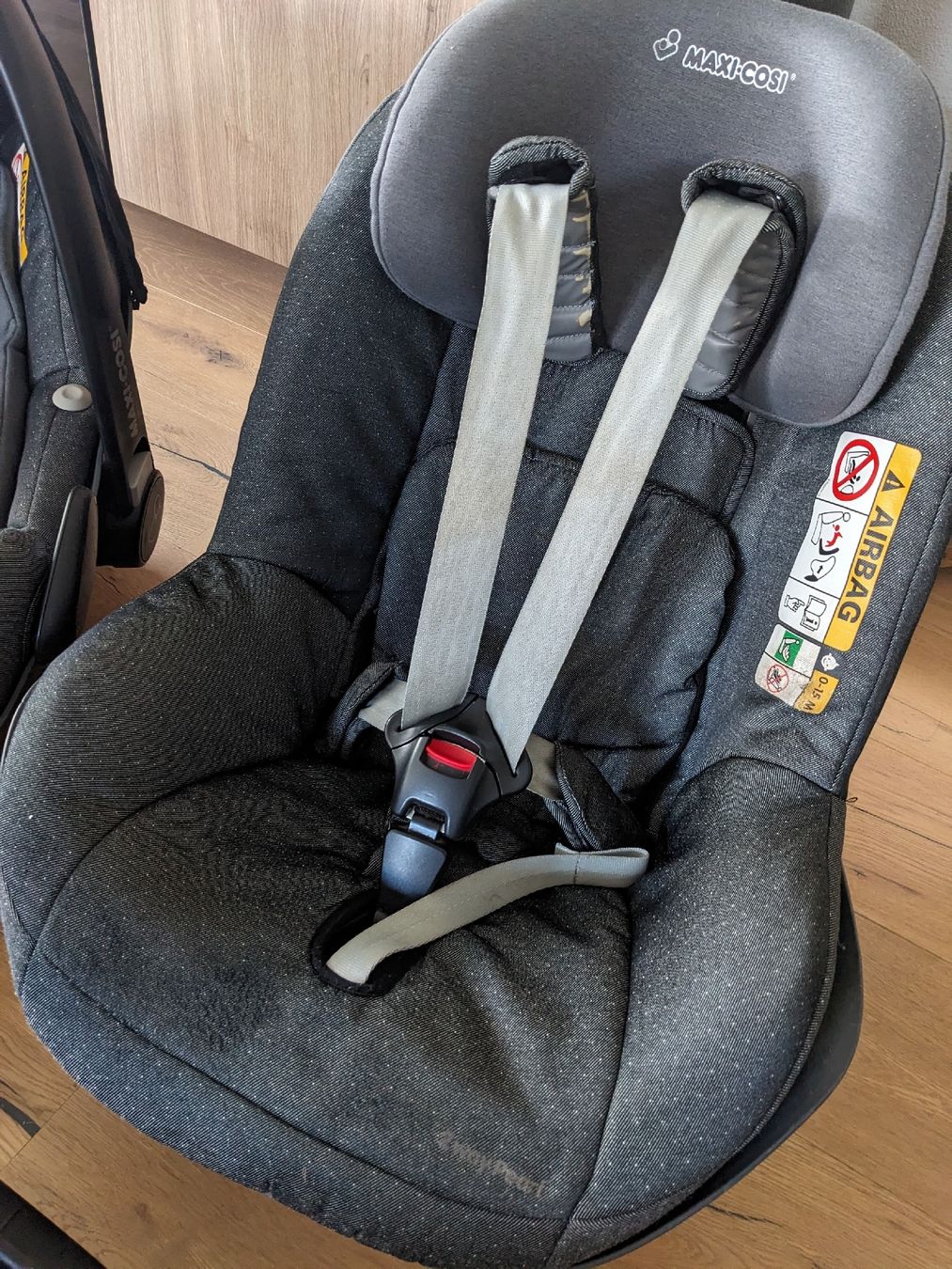 Maxi-Cosi Seggiolini per auto: Maxi-Cosi 2wayFamily Set – Usato da Freienbach venduto da Omsi 2