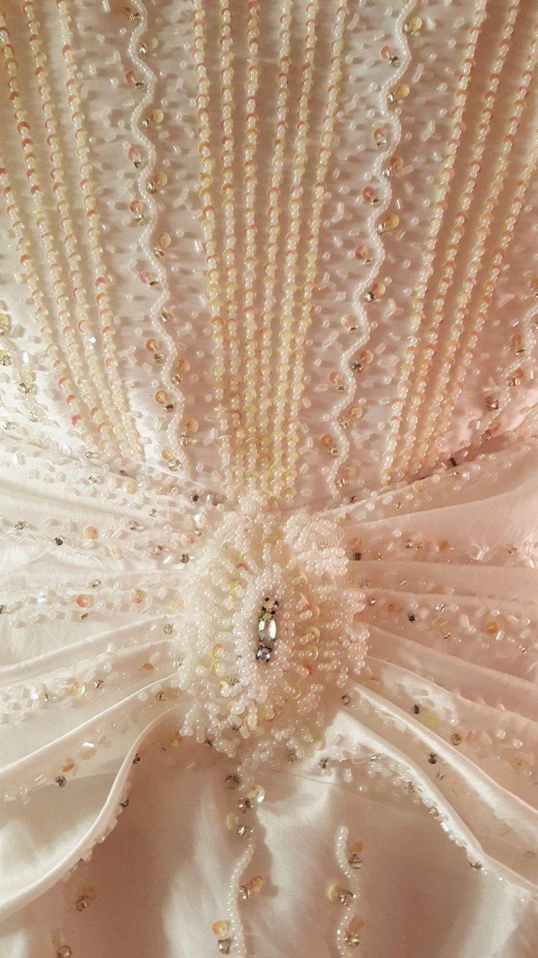 Vestiti: Brautkleid, ivory, Gr. 46 AUSVERKAUF!! – Nuovo e nell'imballaggio originale da turbenthal venduto da lory300zx 6