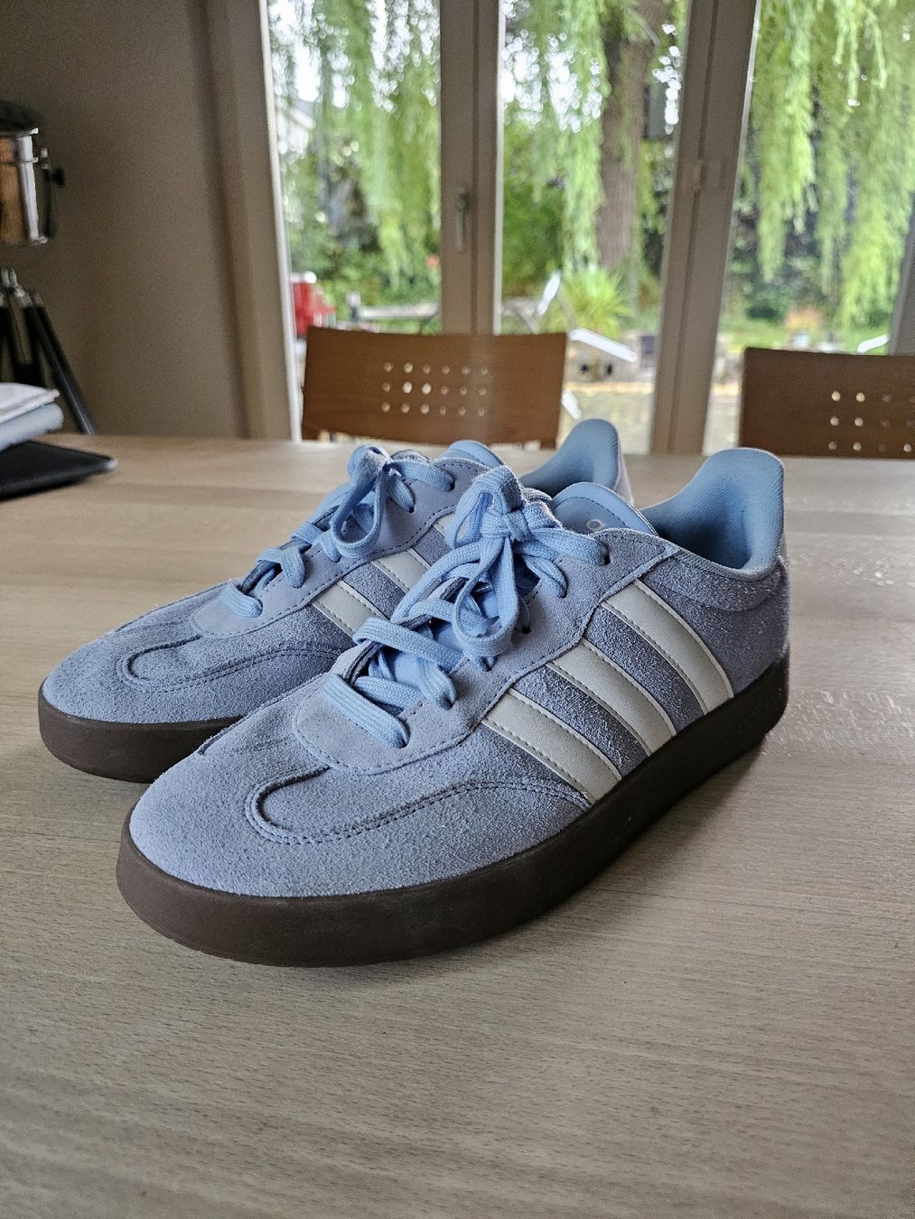Scarpe da uomo: Adidas Barreda Hellblau Gr. 45 – Usato da Andelfingen venduto da b.2016