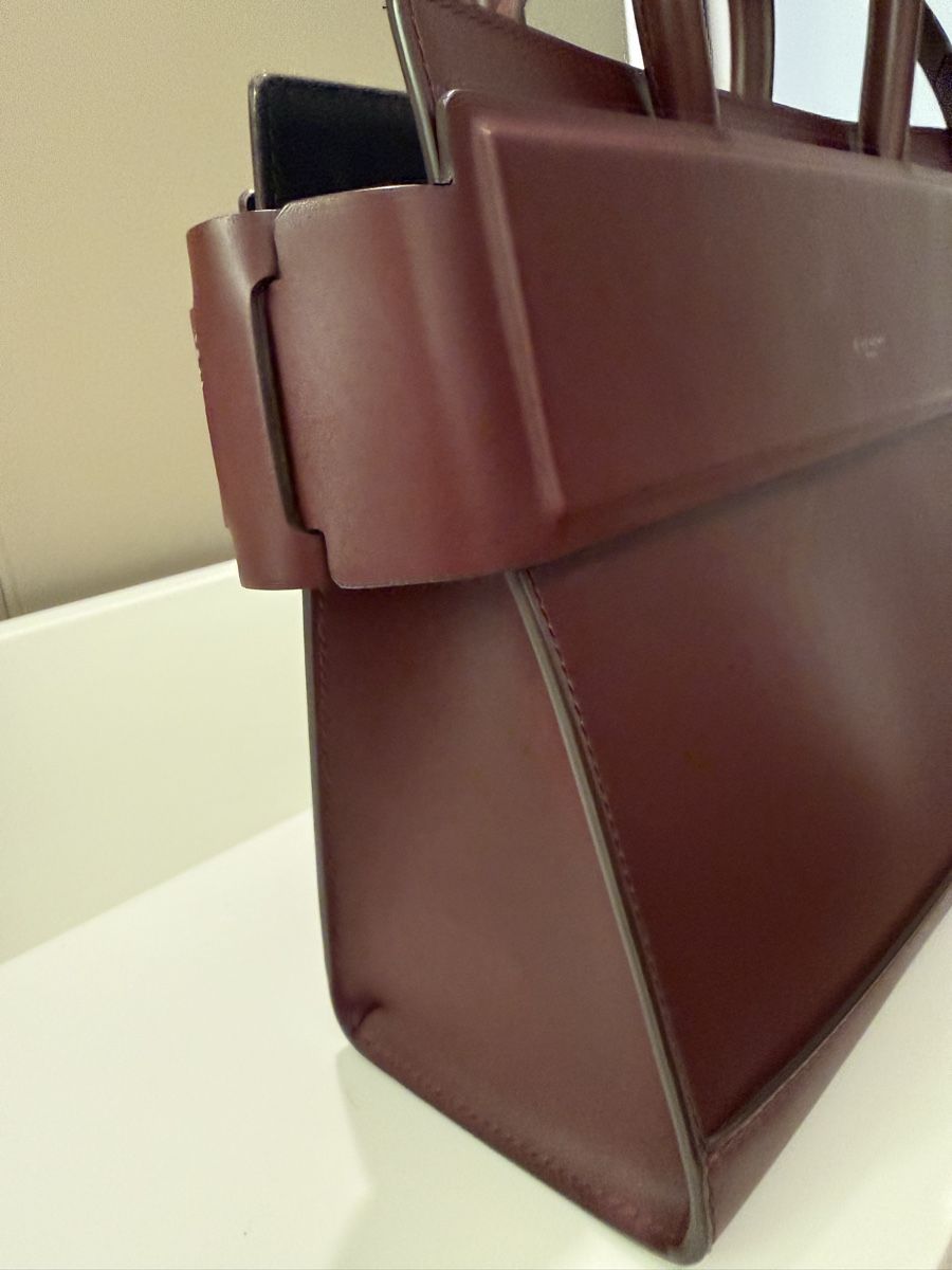 Givenchy Sacs femmes: GIVENCHY burgundy bag – Neuf (Voir description) à Bäch SZ par jfog 1