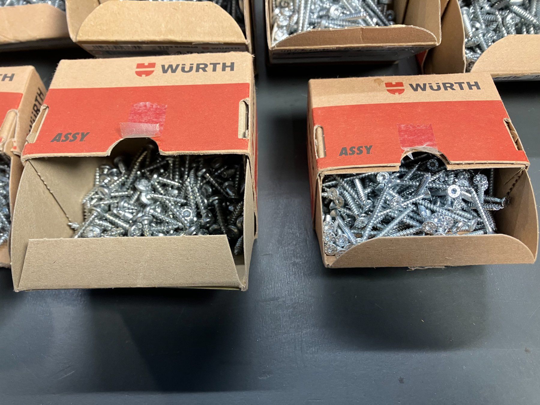 Würth Tutti gli attrezzi: Post. div. Würth Holzschrauben ab 1.- – Usato da Lichtensteig venduto da Buy24International 1
