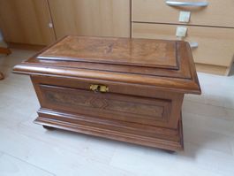 antike Holzschatulle Schmuckkästchen Truhe mit Einsatz  HOLZ