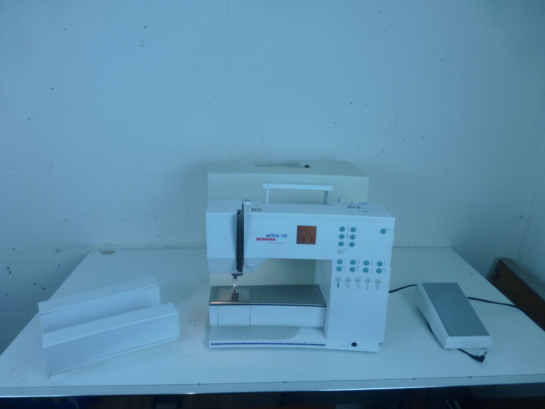 Bernina Nähmaschinen: BERNINA Activa 130 mit Original Koffer – Neu und originalverpackt aus Fahrweid von ekv 4