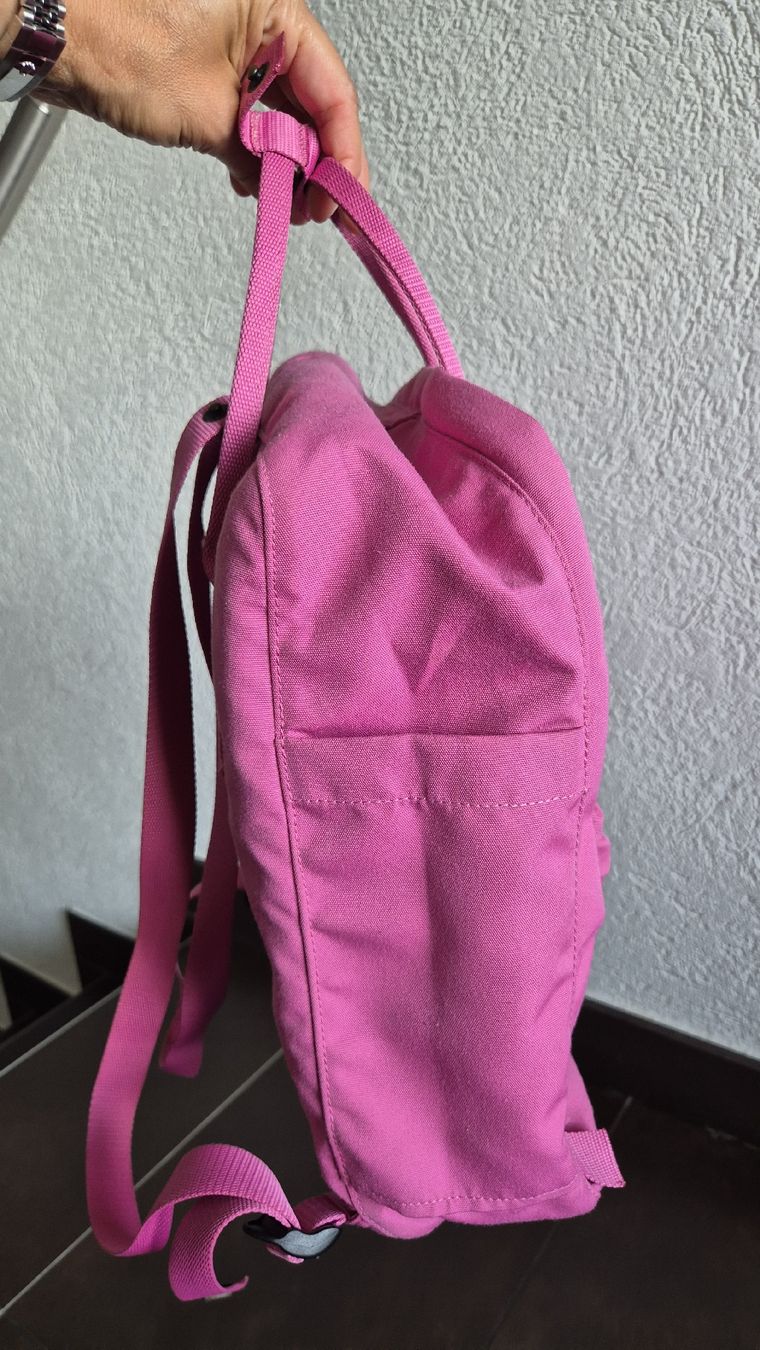Fjällräven Rucksäcke: Fjällräven Kanken Rucksack, klassische Grösse – Gebraucht aus Oberentfelden von Principessa75 2