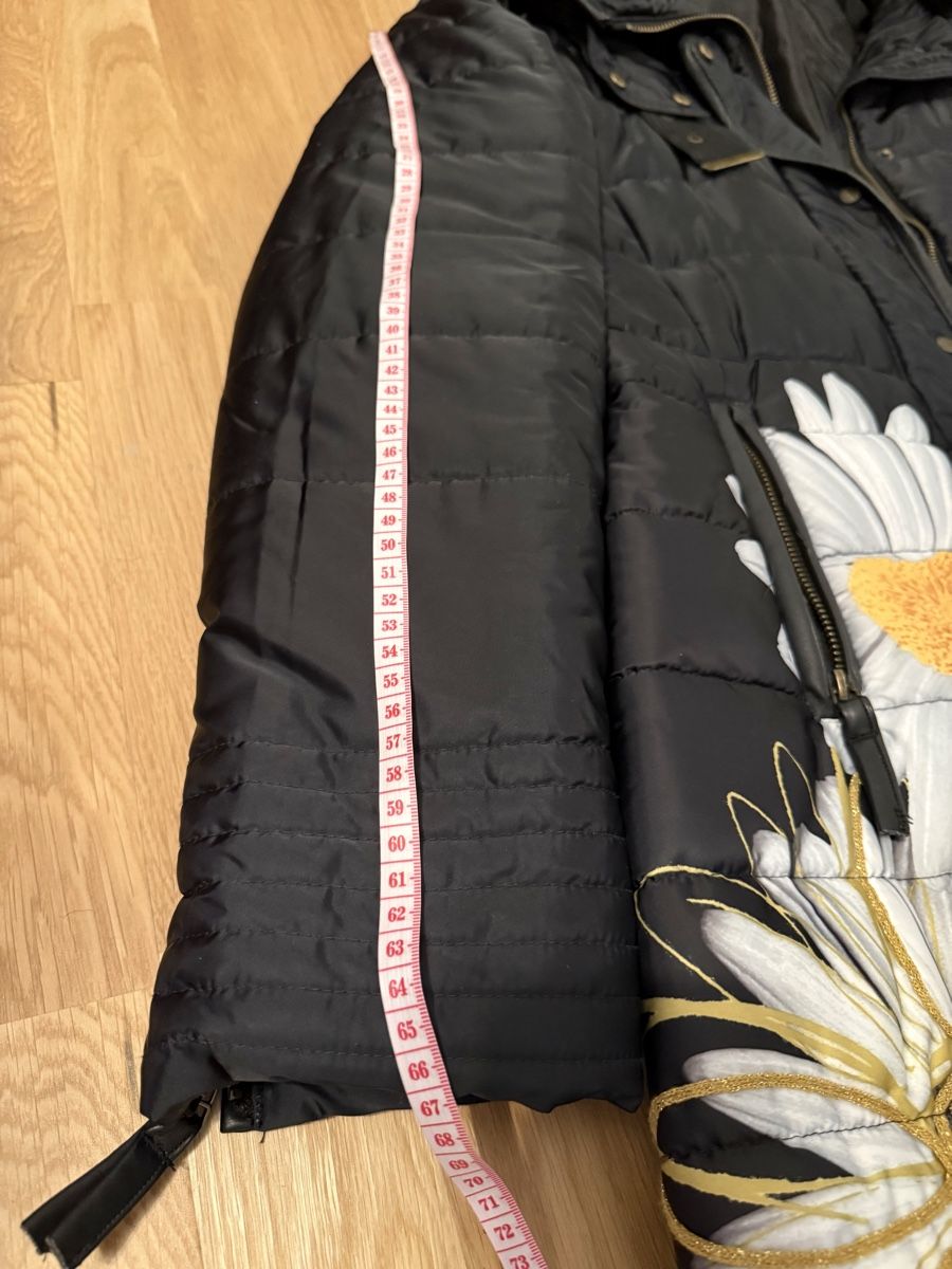 Desigual Giacche: Desigual Jacke – Usato da Basel venduto da pet_y7pt 4