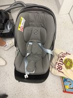Cybex Babyschale Aton 5 grau guter Zustand