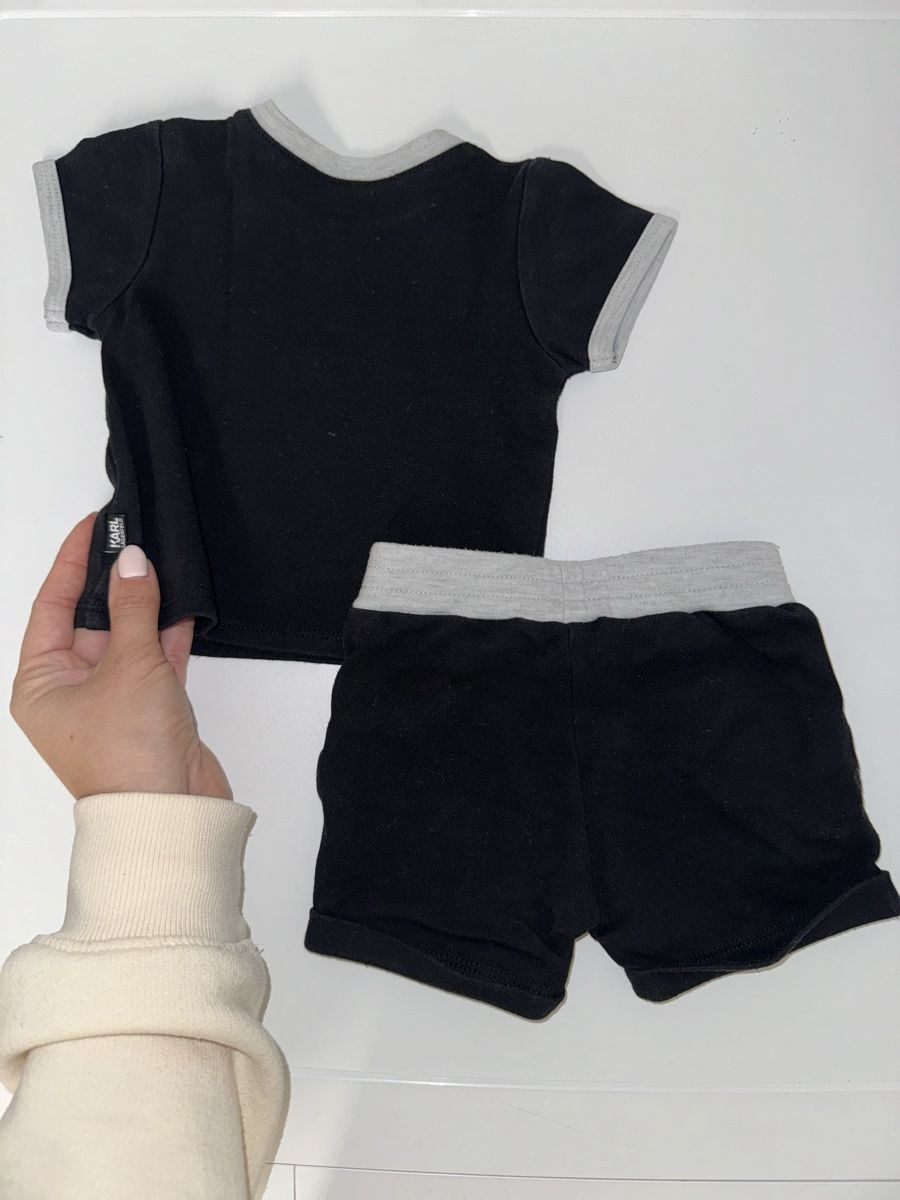 Karl Lagerfeld Kleiderpakete & -sets: Karl Lagerfeld Set Kinder, Gr. 3-6 Mt. – Gebraucht aus Frenkendorf von banemk12 1