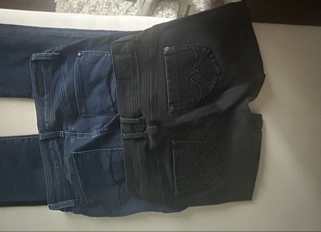 2er Set Damen Jeans Hosen, Schwarz & Blau, Grösse 30/32