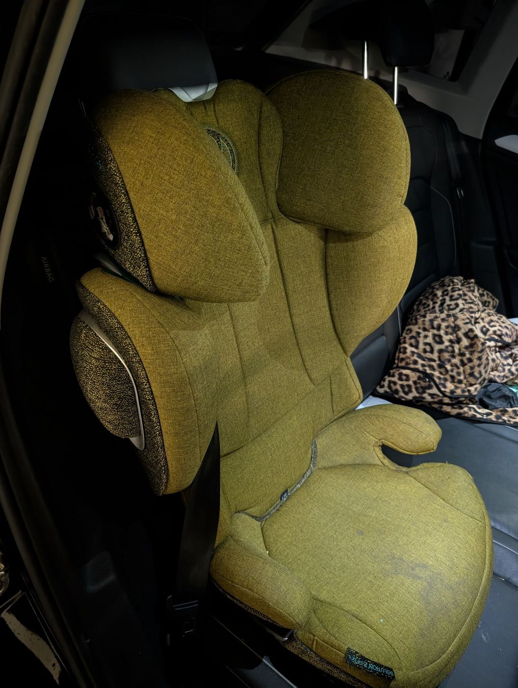 Cybex Seggiolini per auto: Cybex Solution Z-Fix Kindersitz Olivgrün – Usato da Winterthur venduto da Uemit