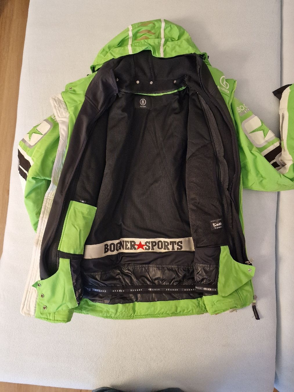 Giacche: WINTERJACKE  -  SKIJACKE – Usato da Wil SG venduto da aerofire 6