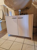 Badschrank