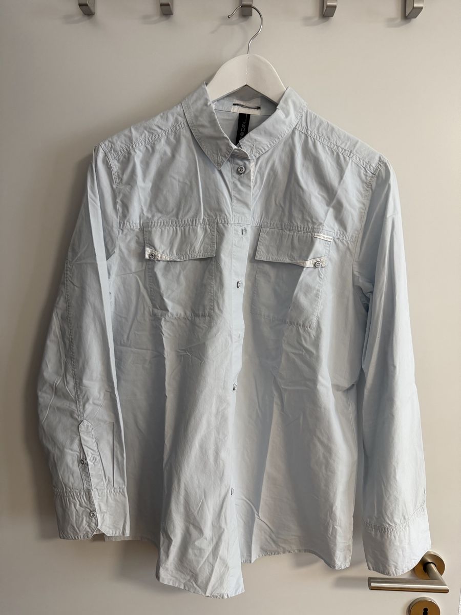 Marc Cain Chemisiers: MARCCAIN  Bluse, Hemd hellblau  – D'occasion à Schötz par csiekierka