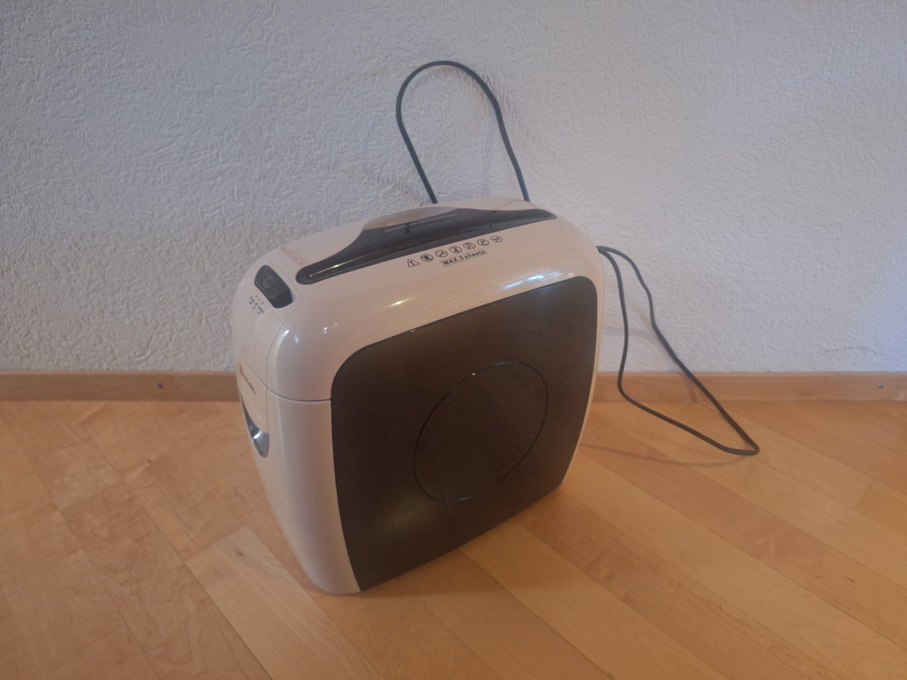 Rexel Aktenvernichter: Aktenvernichter Rexel gebraucht – Gebraucht aus Ipsach von nik_6hkj