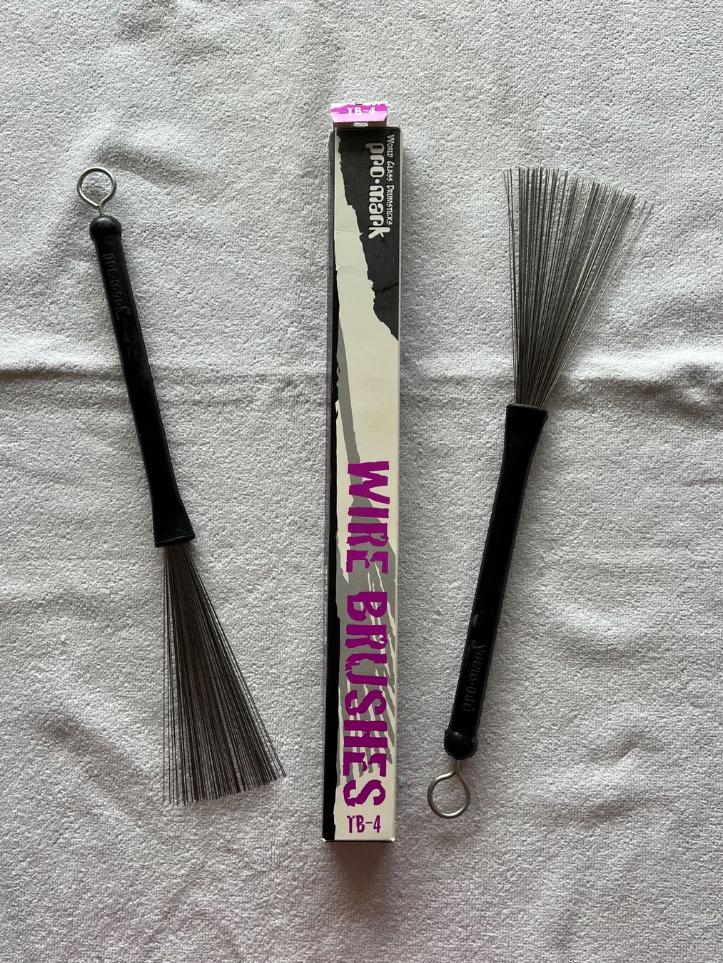 Strumenti musicali: Drahtbürste - Wire Brushes – Usato da Tagelswangen venduto da fireiceprincess
