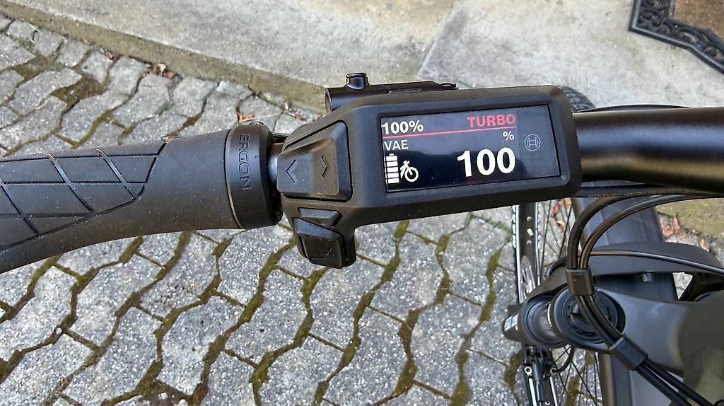 Velos: Vélo Electrique Canyon Pathlite:ON 4 SUV – Neu und originalverpackt aus Champéry von reg_n6p9 2