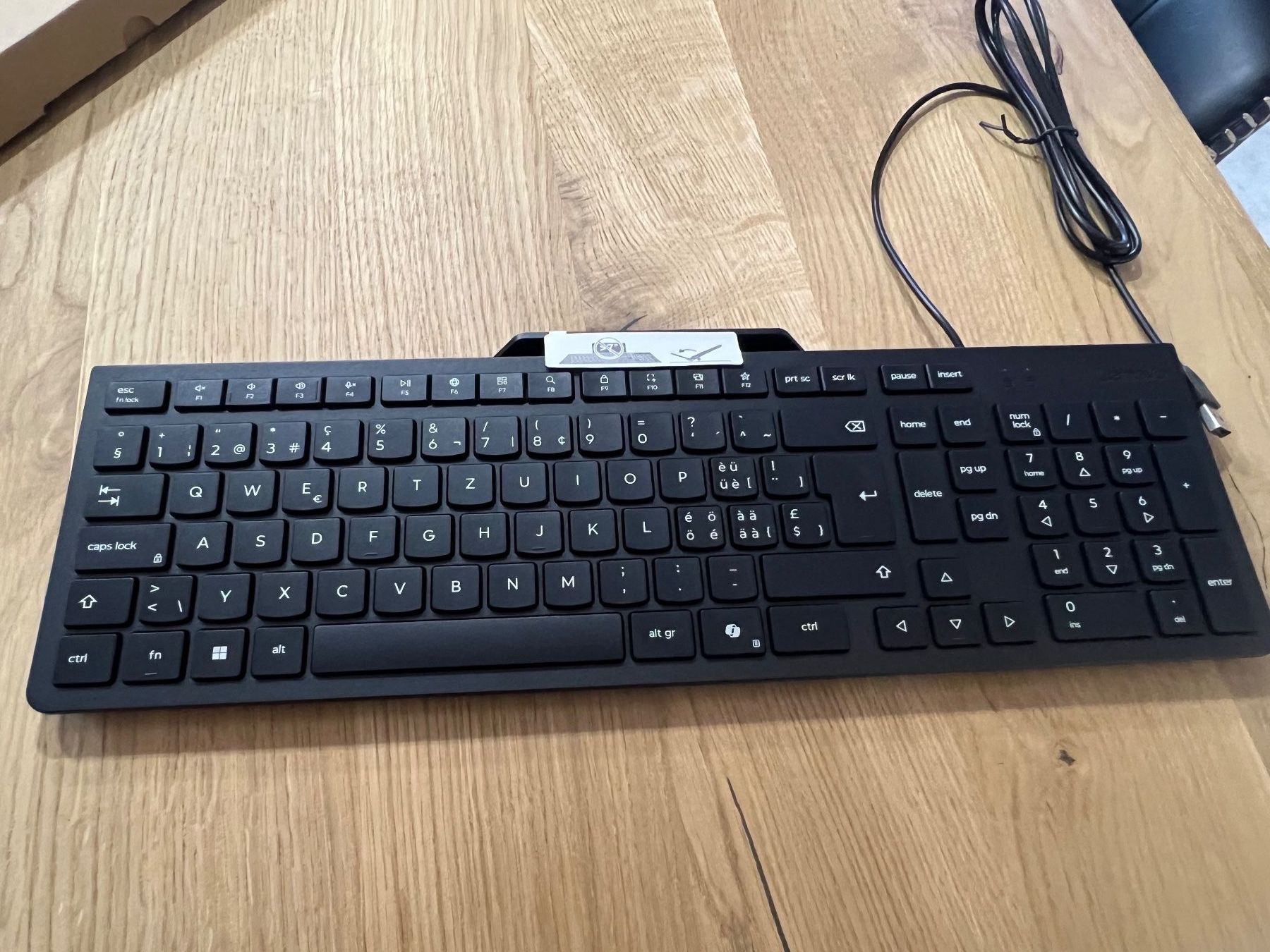 Lenovo Tastiere: USB Tastatur neu – Nuovo (secondo la descrizione) da Goldach venduto da Spil85