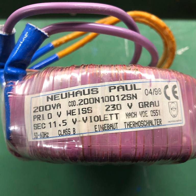 Componenti elettronici: Ringkerntrafo 12 V – Usato da Bern venduto da baerschtu 1