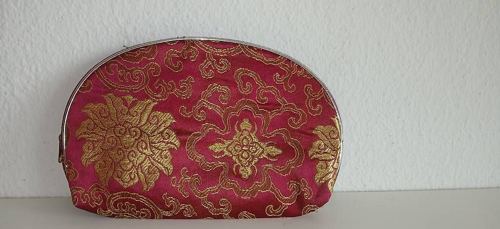 Borse da donna: Täschchen im chinesischen Stil – Nuovo (secondo la descrizione) da Greifensee venduto da Foxglove