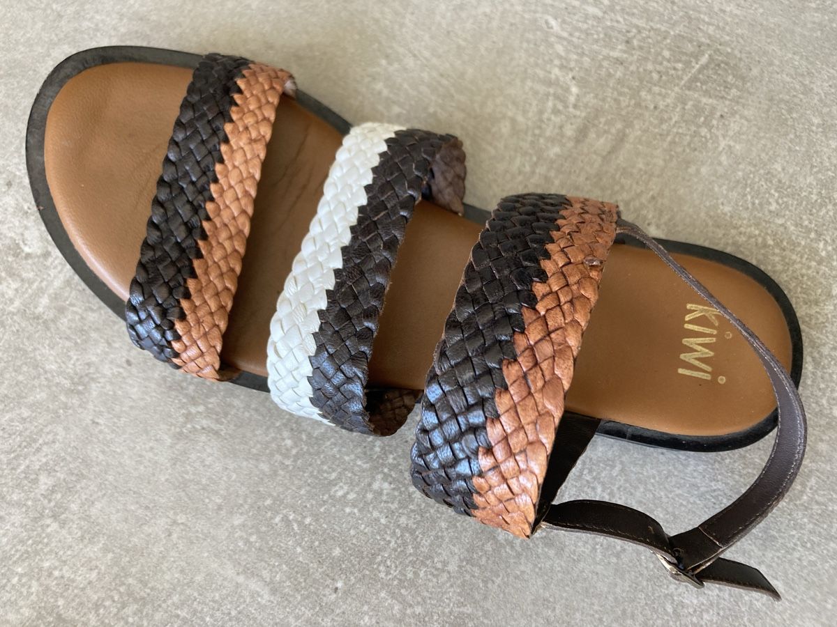 Scarpe da donna: Schöner KIWI LEDER - SANDALETTE – Usato da Nidfurn venduto da cejeisda 2