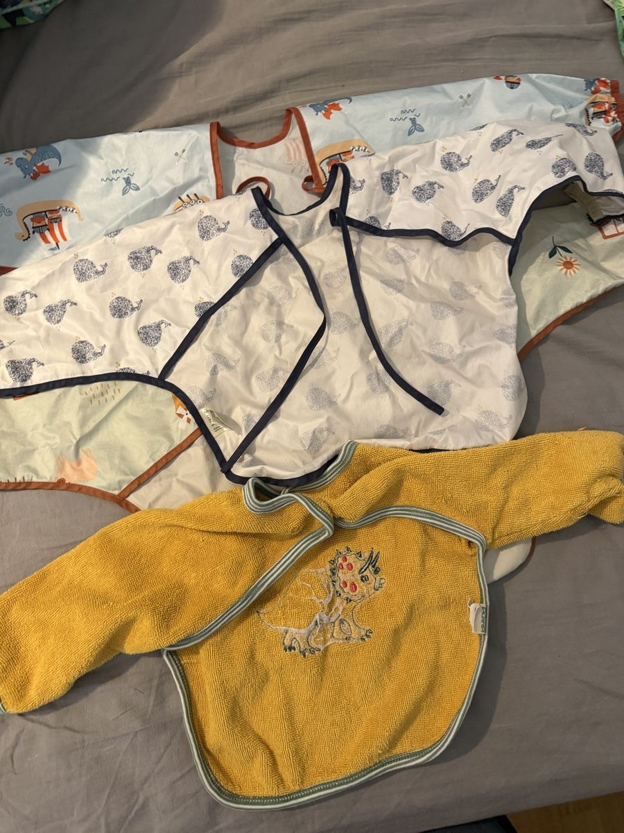 Baby-Mahlzeiten: 4 Langarm Lätzchen Set  – Gebraucht aus Laufen von le-noumi 1