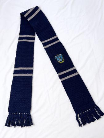 Écharpe Serdaigle (Ravenclaw) tricotée à la main par mamie.