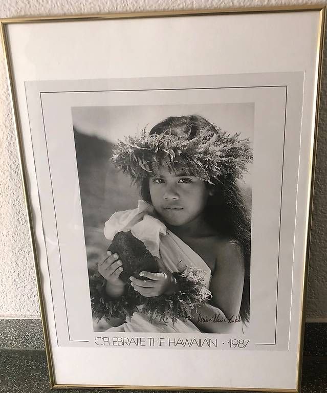 Foto & Immagini: Foto Mädchen aus Hawaii  – Usato da Zürich venduto da Cds10