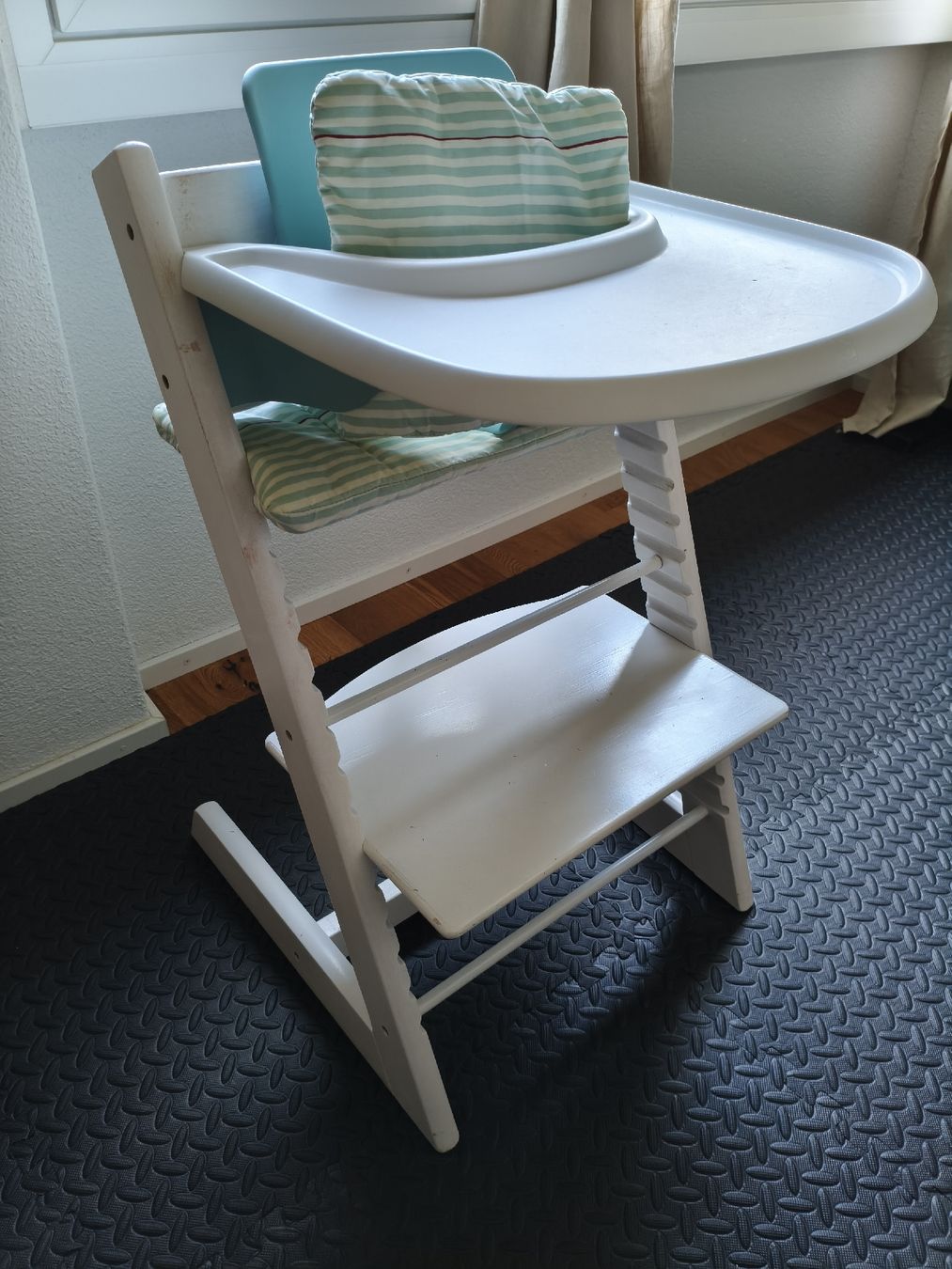 Stokke Seggioloni: Tripp Trapp von Stokke in weiss – Usato da Lauerz venduto da FaNa31 1