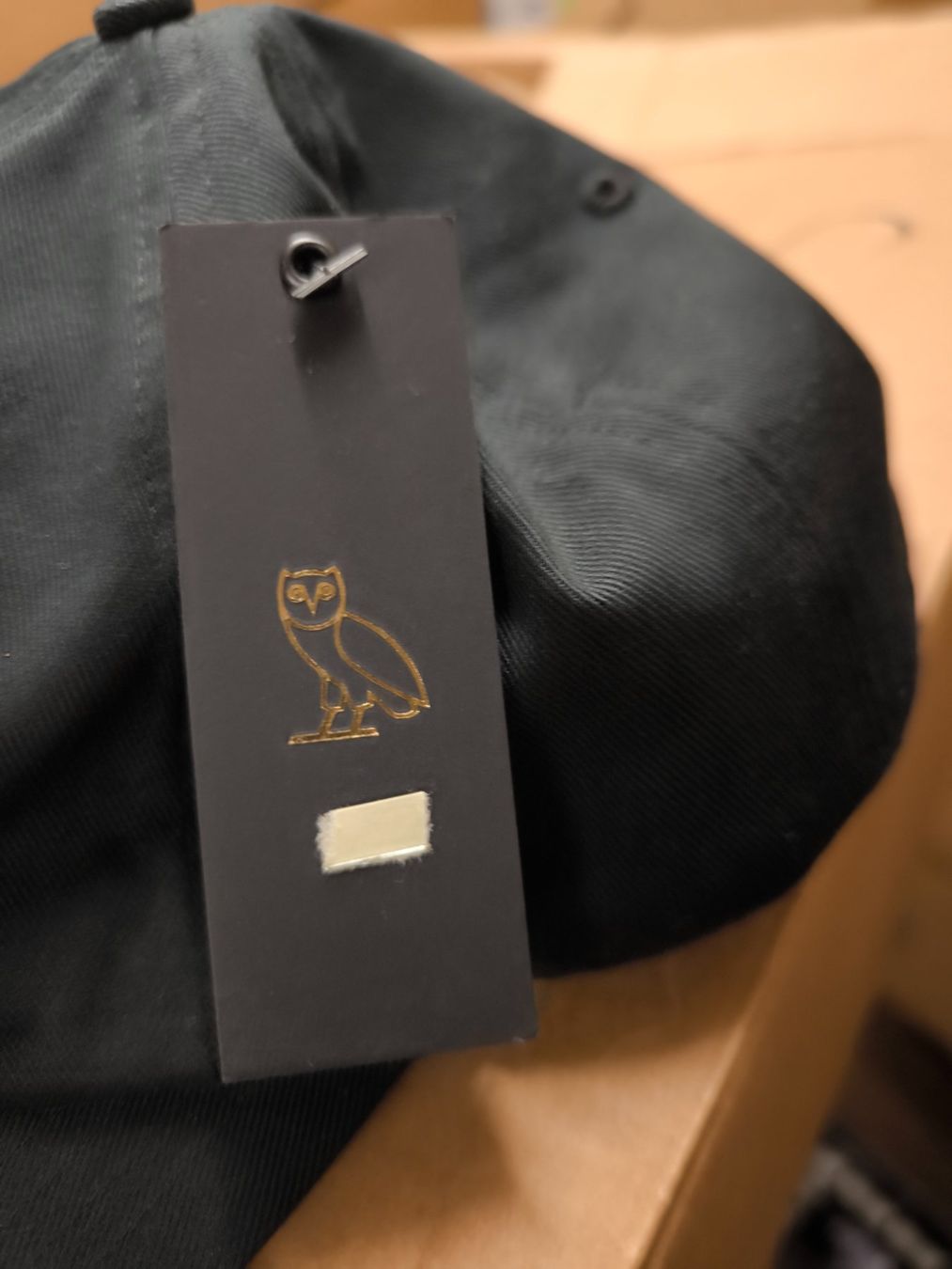 Copricapi, berretti & cappellini: OVO Cap - New – Nuovo (secondo la descrizione) da Zürich venduto da l.to 2