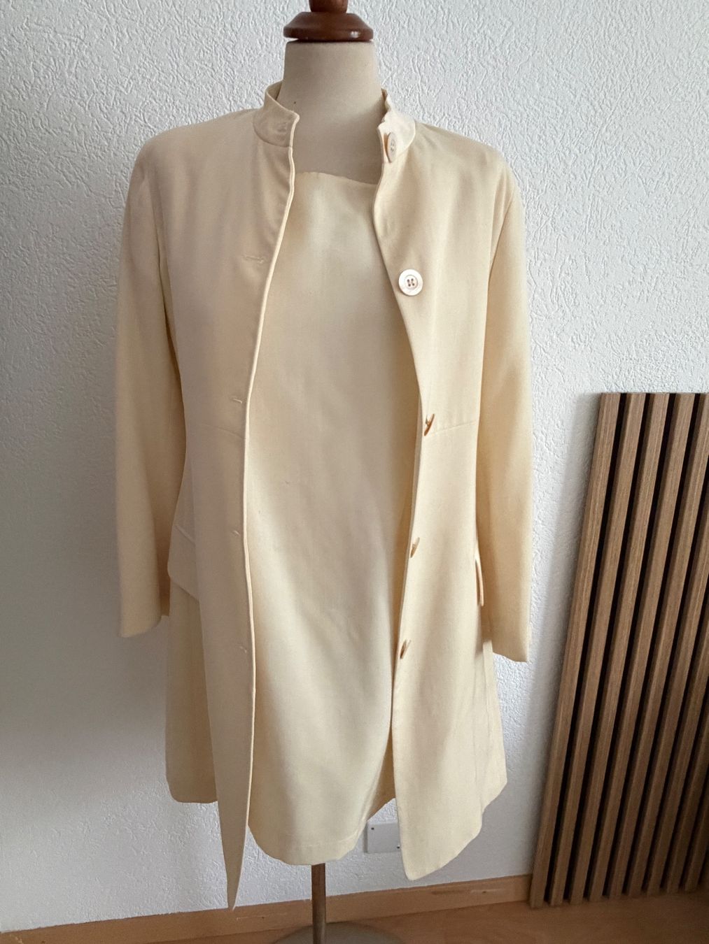 Kleider: Trussardi Set S – Gebraucht aus Liestal von Goldart
