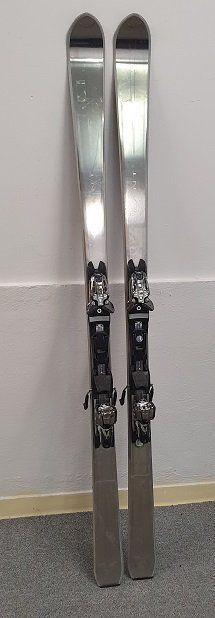 Volant SILVER SPEAR – skis d’occasion Expédition Rapide
