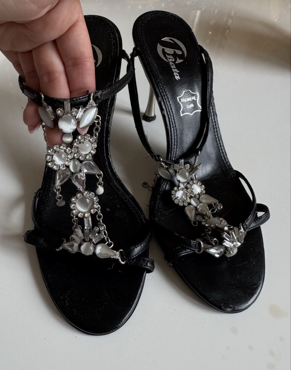 Scarpe da donna: Vintage leather sandals – Nuovo (secondo la descrizione) da Aigle venduto da 029_mbn 1