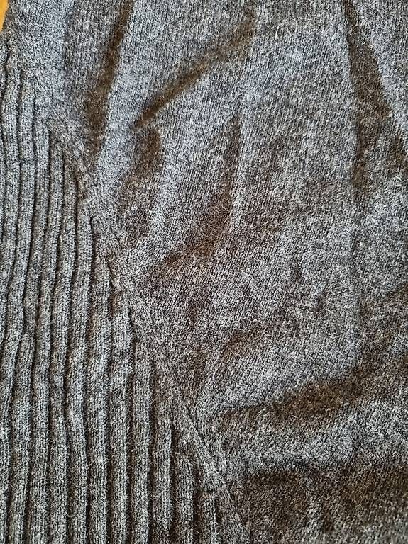 Giacche: Wunderschöne Strickjacke S 100% Kaschmir wie neu – Usato da Arlesheim venduto da evi_gm8h 3