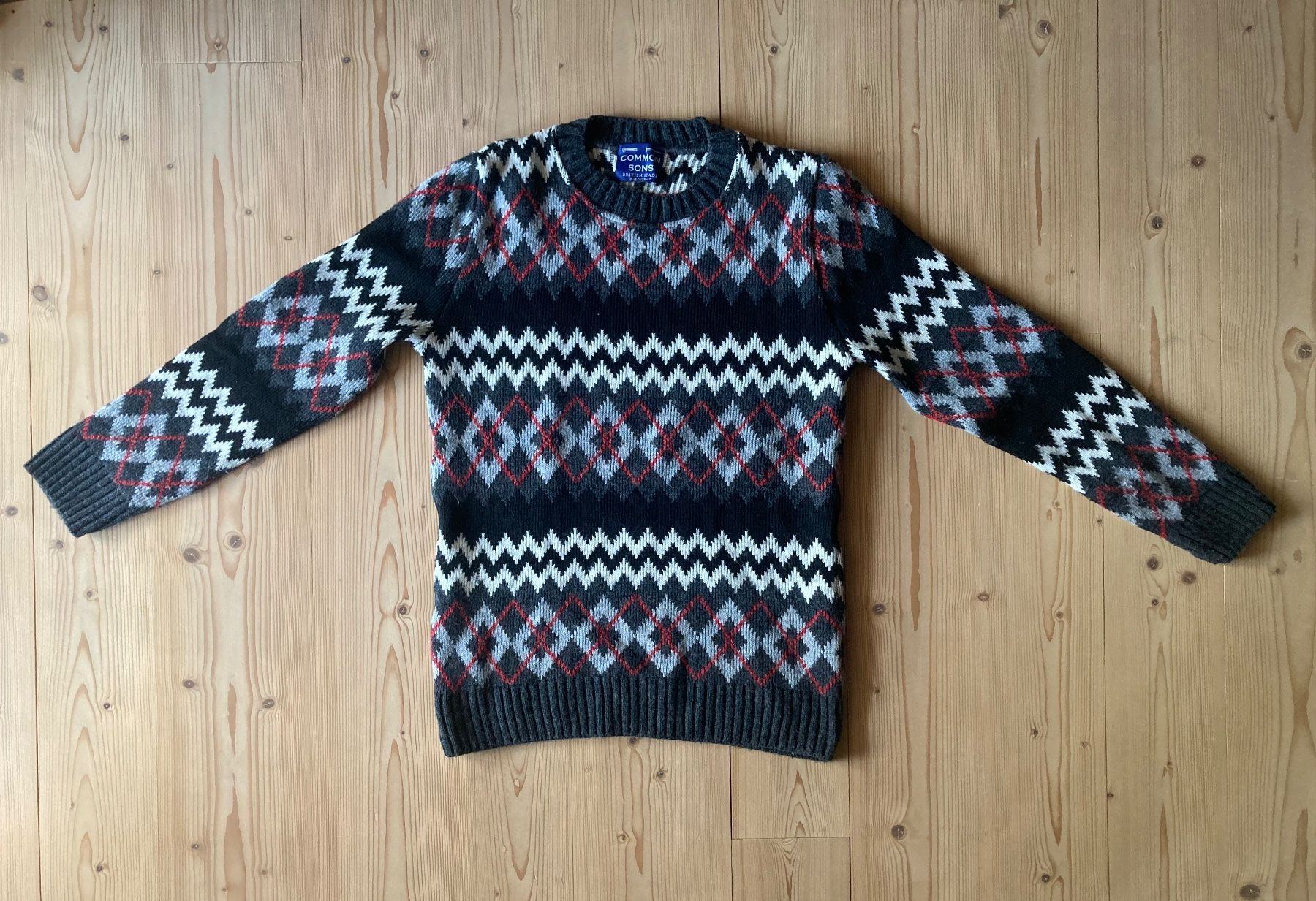 Maglioni & Felpe: Pullover Rautenmuster von Common Sons – Usato da Sursee venduto da Auktion29