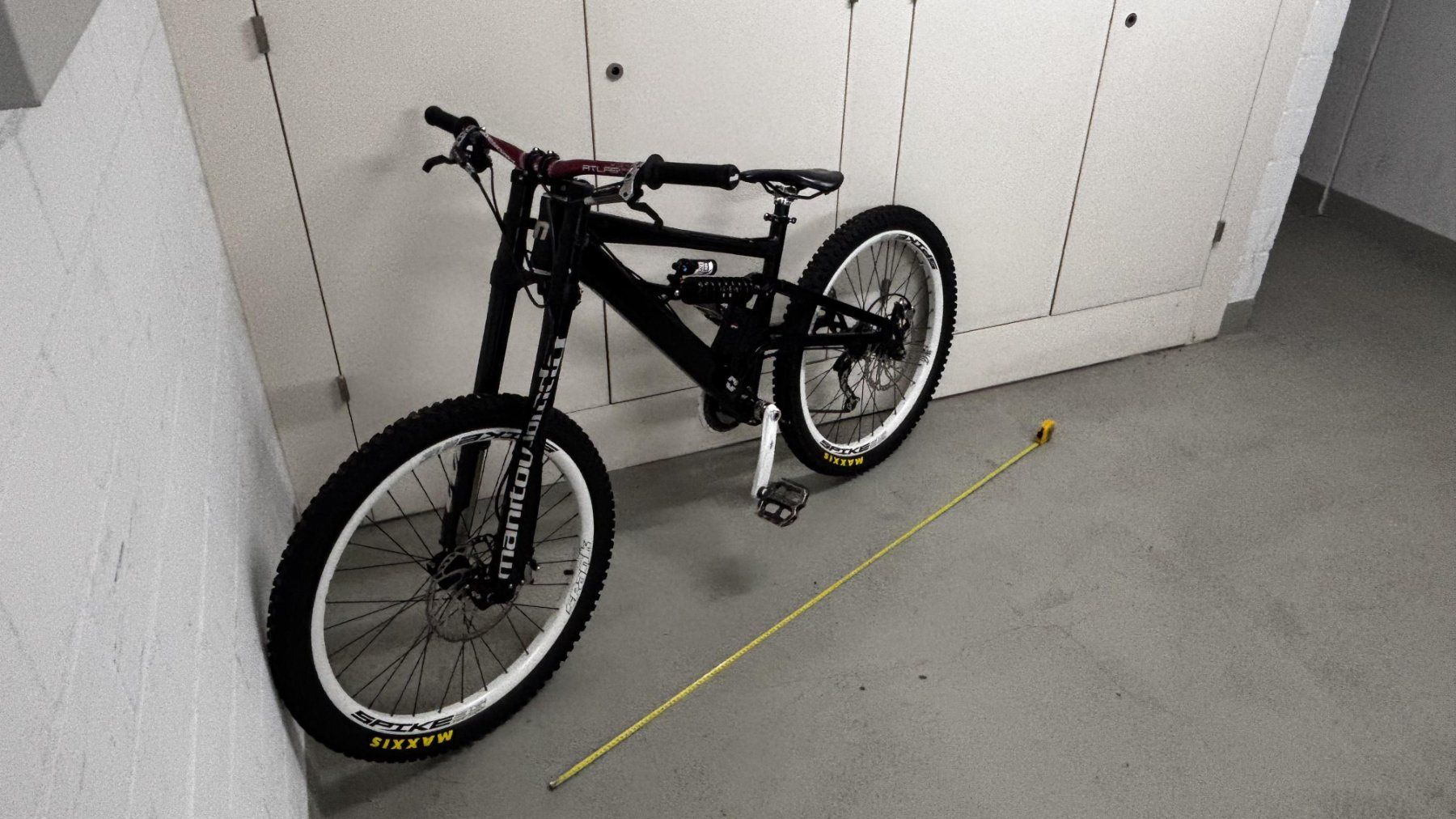 Biciclette: Morewood Downhillbike – Usato da Aarburg venduto da tr1p