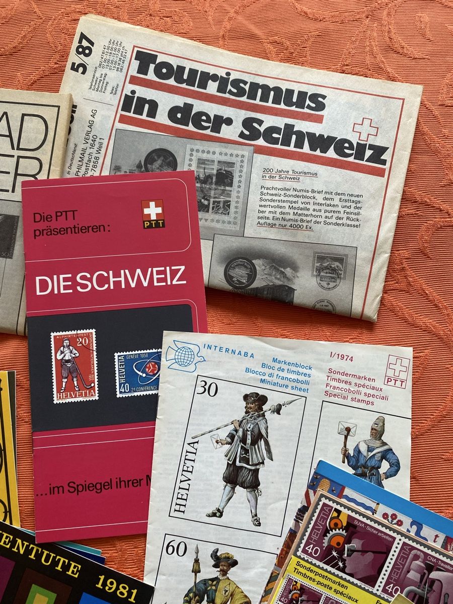 Revues & Magazines: Briefmarken-Hefte/ Zeitungen etc. 1974-1990 – D'occasion à Utzigen par Lasagne99 5