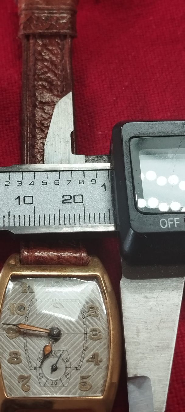Orologi: Montre années 30's – Usato da La Chaux-de-Fonds venduto da jac_9llg 6