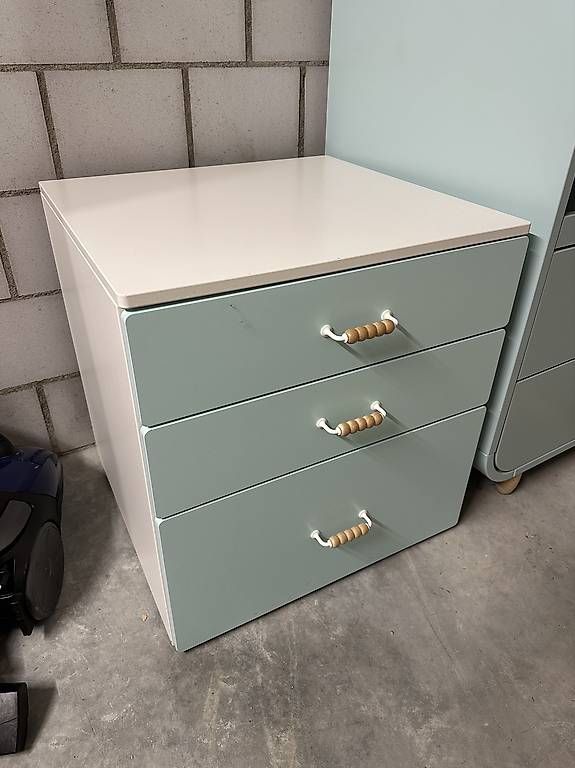 Commodes: Kommode Ikea – D'occasion à Attiswil par Martin558790