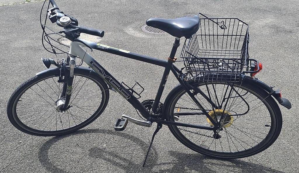 Biciclette: Einfaches Tourenrad 24 Gänge – Usato da Herrenschwanden venduto da Federfluesterer 1