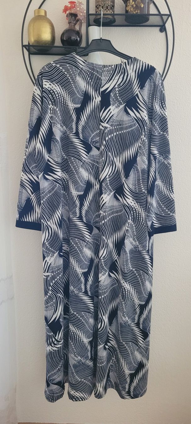 Vestiti: Élégante robe  Metex longue imprimée taille 54/56 – Nuovo (secondo la descrizione) da Vevey venduto da x_y_f 3