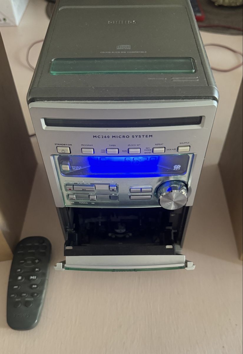Philips Lettore multimediale & Streamer: Philips MC260 Stereoanlage mit FB & 2 Boxen – Usato da Birsfelden venduto da Vossi2 8