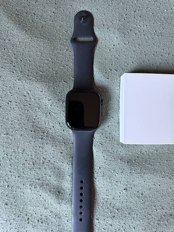 Smartwatch: Apple Watch série 10 46mm  – Usato da Prez-vers-Siviriez venduto da mel_flf7 1