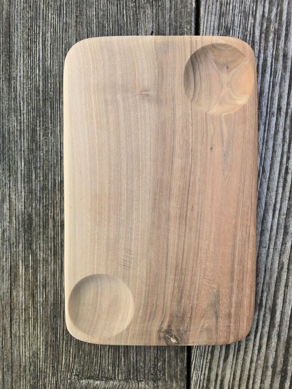Articoli in legno: Holz: Nussbaumbrett – Nuovo (secondo la descrizione) da Romanshorn venduto da Rachacha
