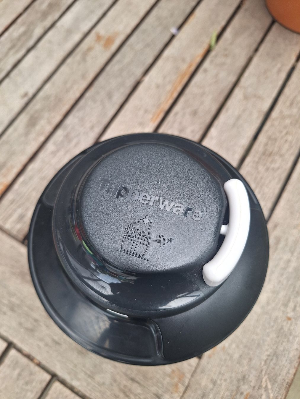 Tupperware Elettrodomestici da cucina: Tupperware Turbo-Chef 1.35L mit zwei Einsätzen – Nuovo (secondo la descrizione) da Aarau venduto da Chillkrot 5