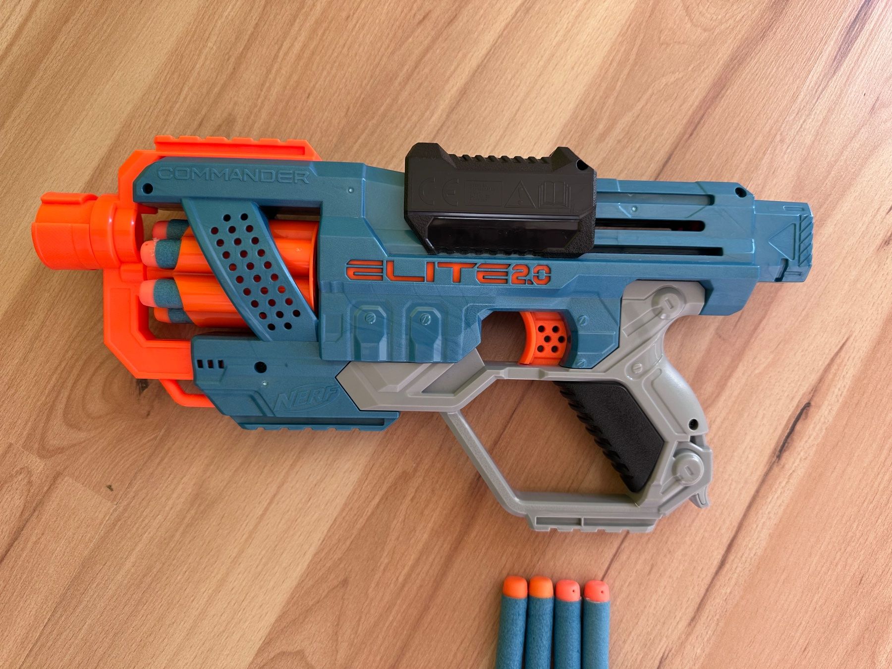 Nerf Giocattoli: Nerf Elite 2.0 Commander mit 21 Pfeilen, 27m – Usato da Hausen AG venduto da dege02 2